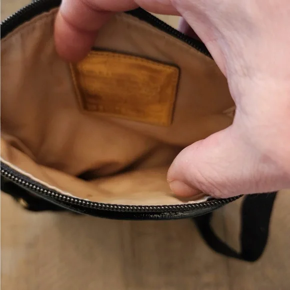 Coach leopard print Crossbody style purse - Picture 6 of 8